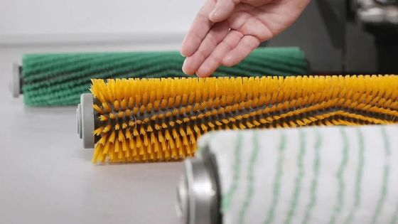 Brush de rodillos industriales de nylon cilíndrico para limpieza de cinta transportadora